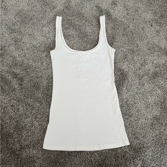 Skims Marble Tank Top - Picture 3 of 6